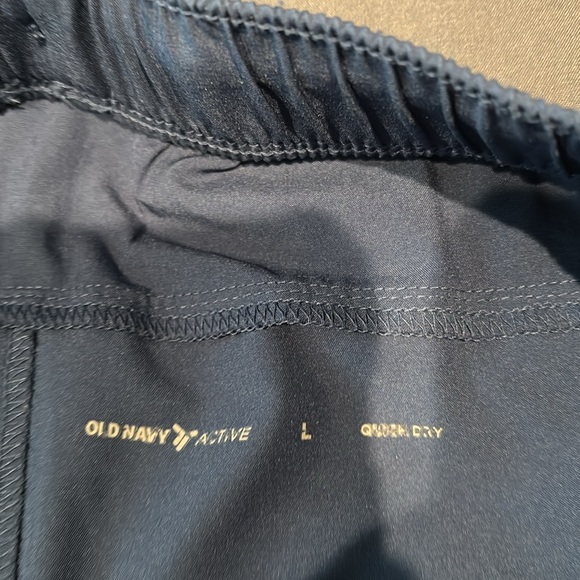 Mens old navy essential shorts - Picture 3 of 5